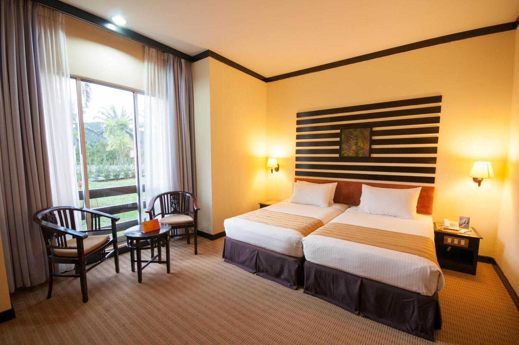 Hotel Felda Residence Hot Springs Sungkai Exterior photo