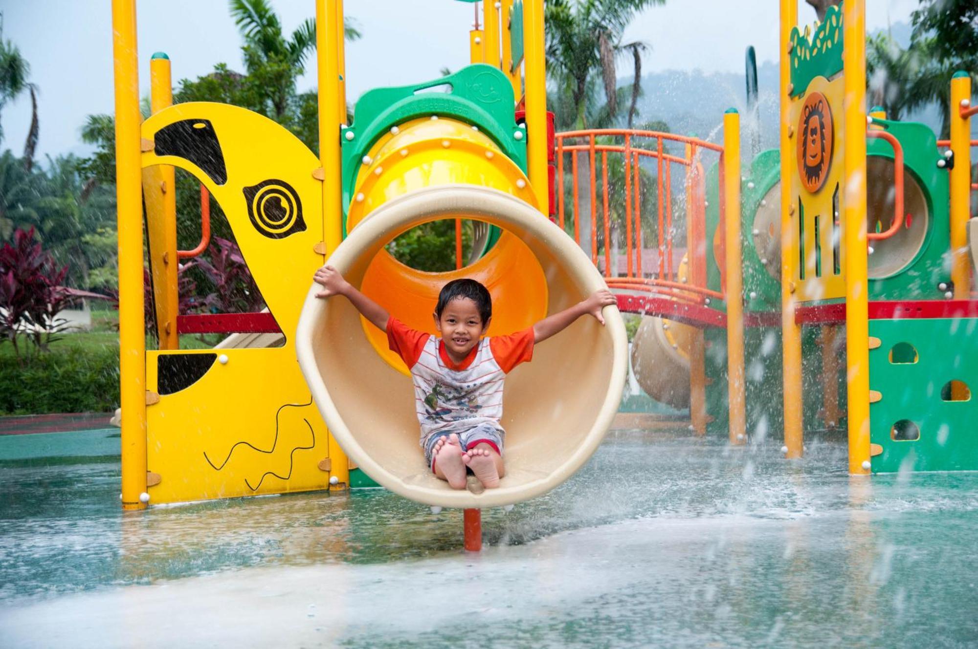 Hotel Felda Residence Hot Springs Sungkai Exterior photo