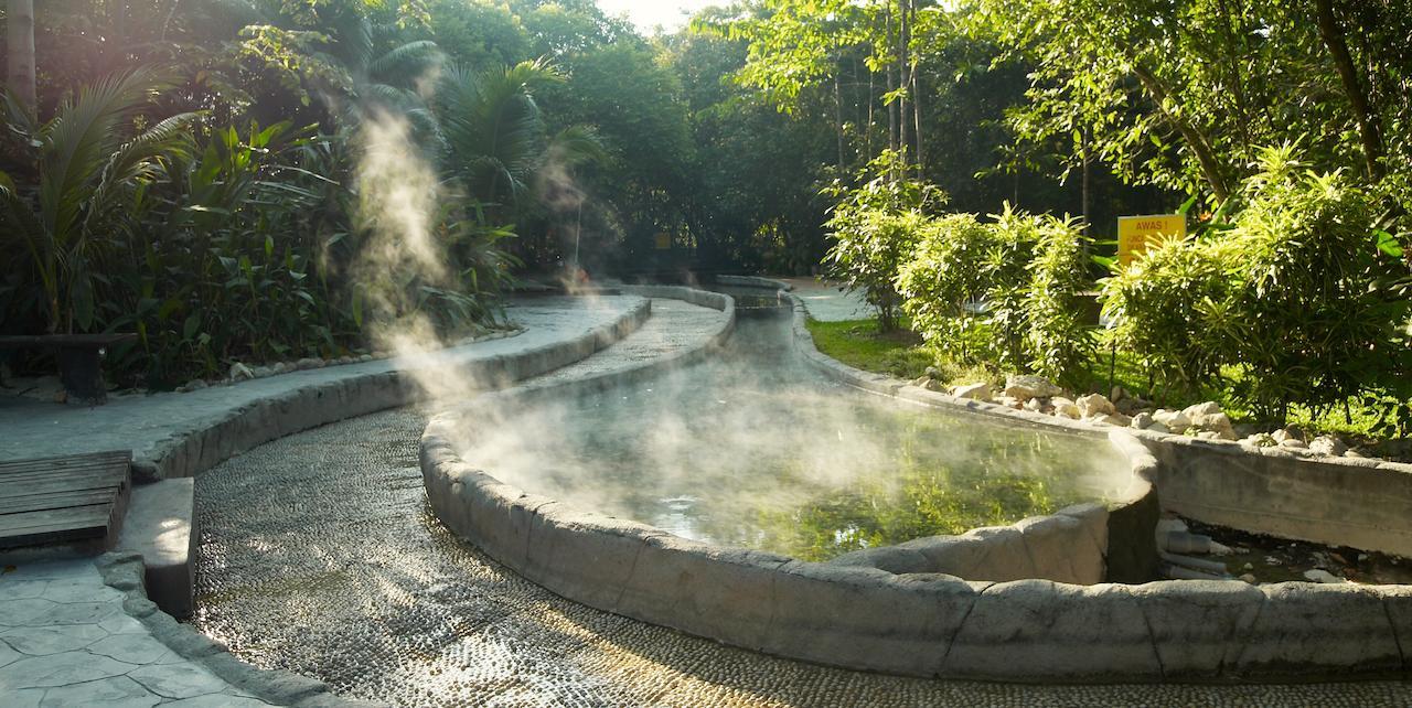 Hotel Felda Residence Hot Springs Sungkai Exterior photo
