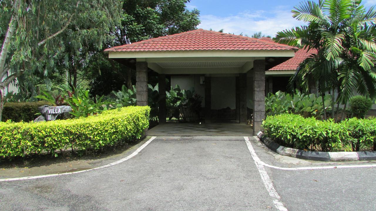 Felda Residence Hot Springs Sungkai Exterior photo