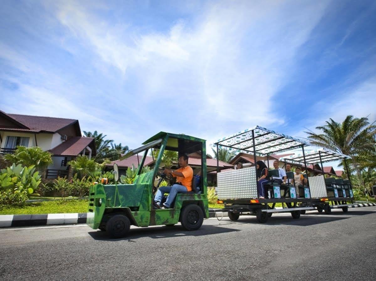 Hotel Felda Residence Hot Springs Sungkai Exterior photo